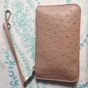 Wristlet